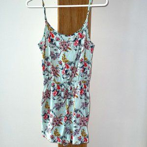 H&M Divided romper shorts Sz 4